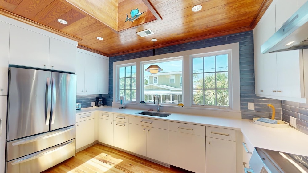 3 10th Place by Tybee Vacation Rentals
