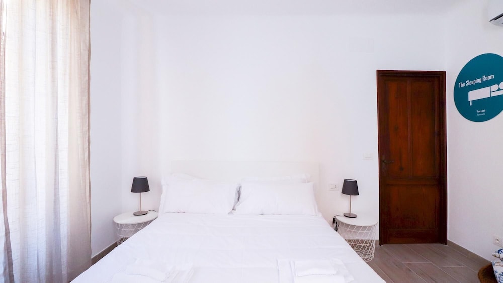 Liceti 5 B en Rapallo — hotel room