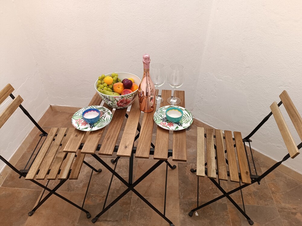 Amazing & Renovated 2-bedroom Flat in Fuengirola