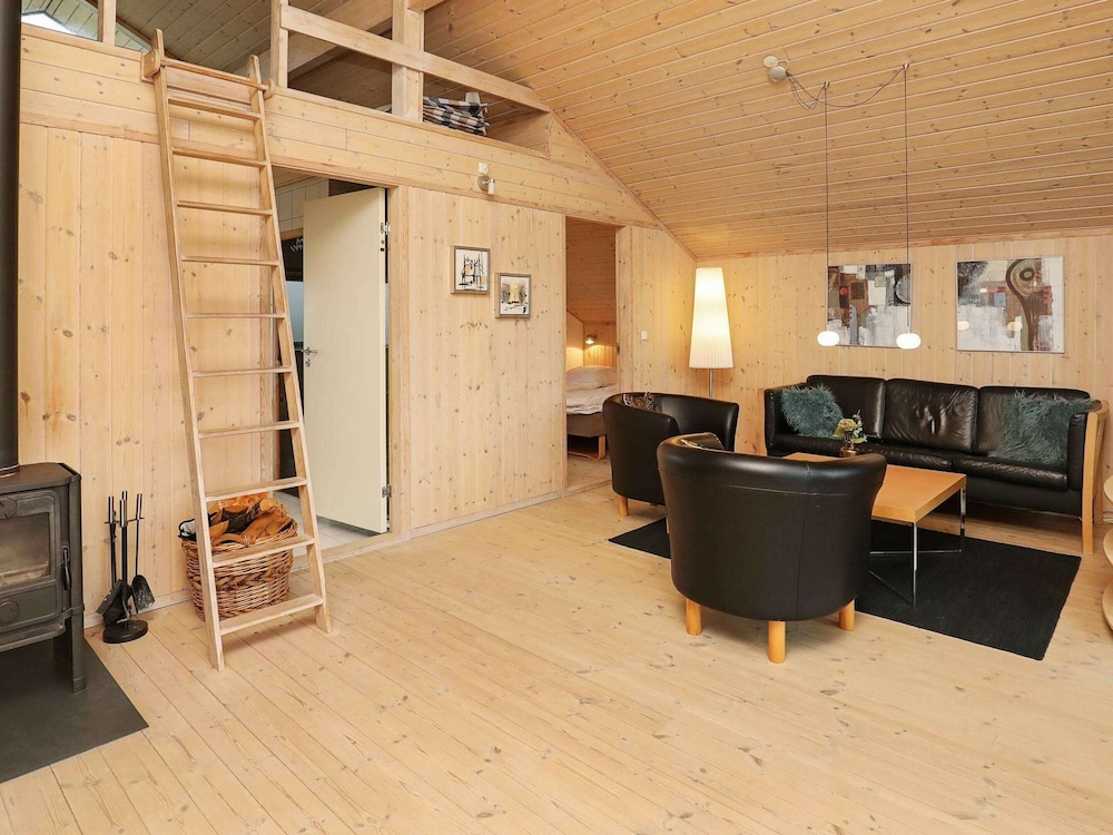 6 Person Holiday Home in Ringkobing-by Traum view 3