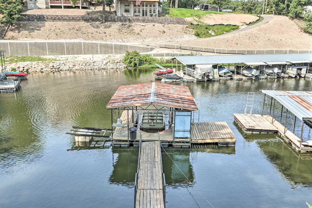 Osage Beach Family Hideaway on No-wake Cove! view 5