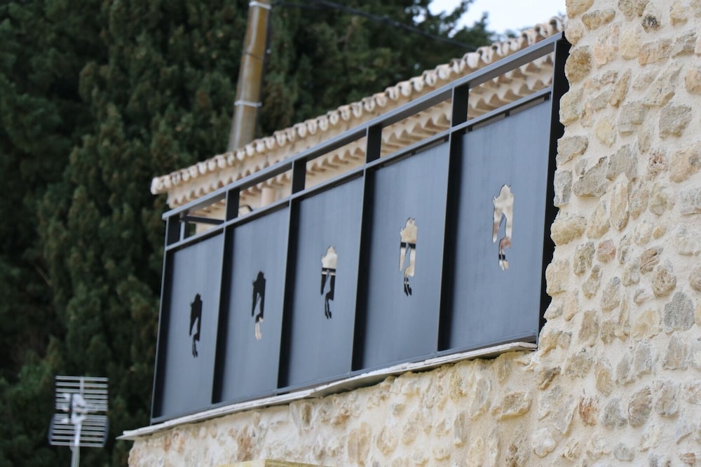 Photo 42