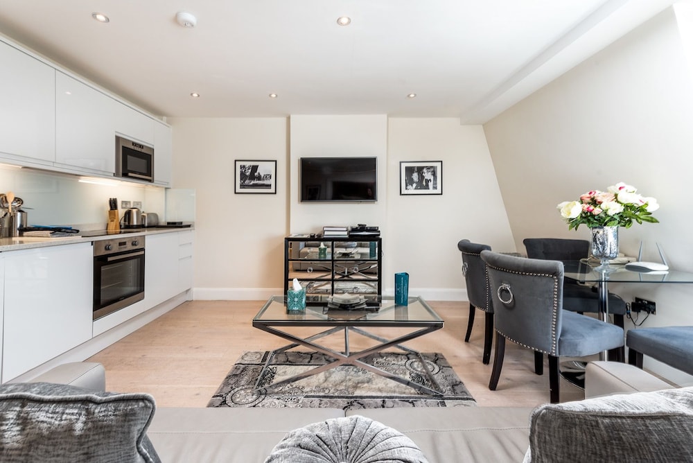 Nell Gwynn House Apartments