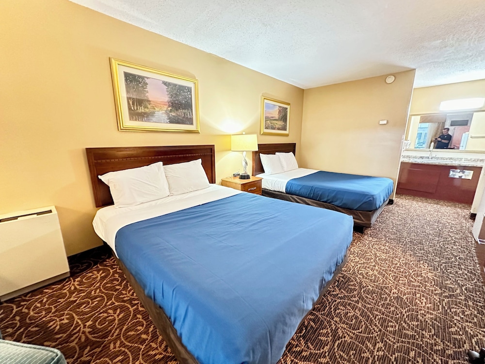 Grand Idaho Inn & Suites