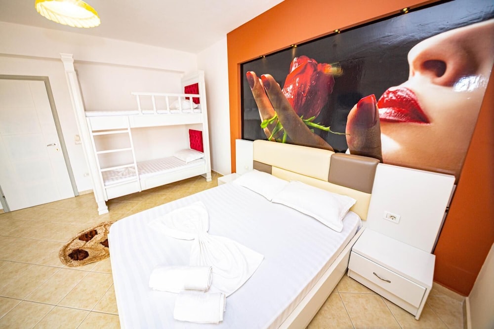 Ideal Aparthotel