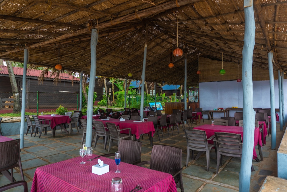 Vista Praia Beachfront Cottages