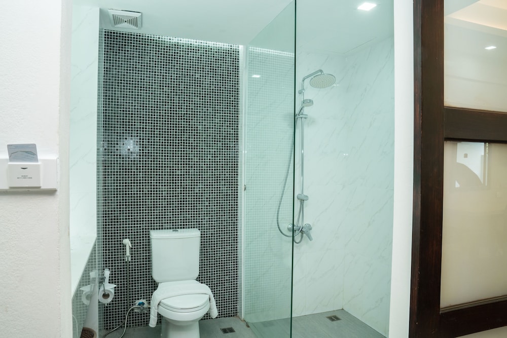GRAND JOMTIEN PALACE HOTEL