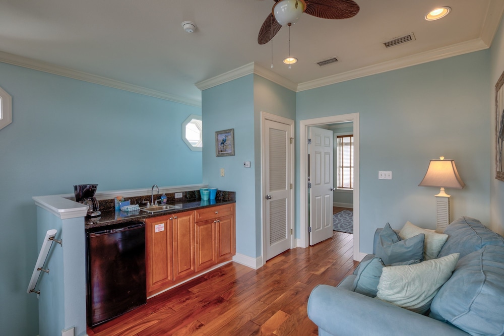 A Piece of Heaven by Avantstay Private Pool Sleeps 14 Pet-friendly