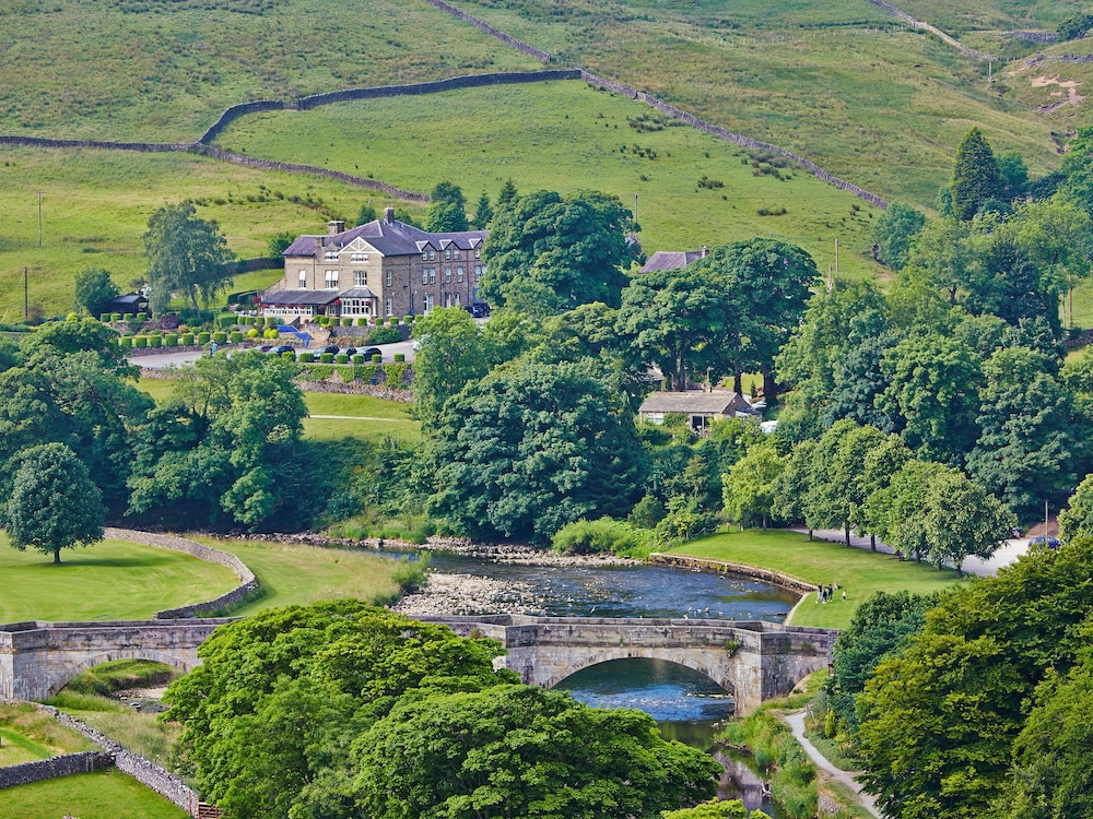 The Fell Hotel