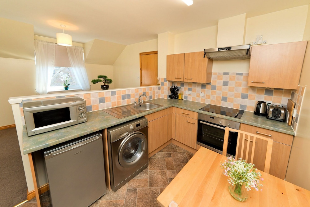 Prime Location Aberdeen view 3