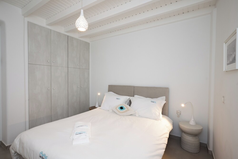 CAVO BLUE VILLAS