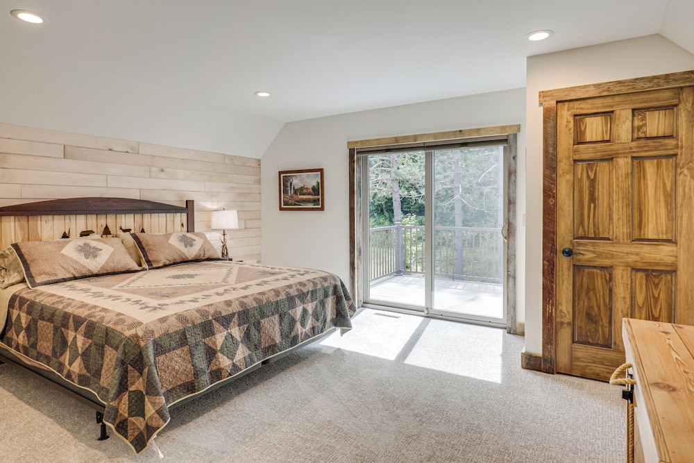 Near Hiking & Snowmobile Trails: Wabeno Cabin!