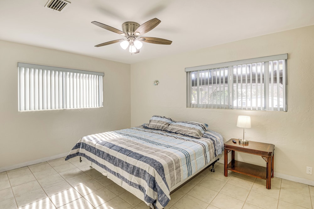 4 Mi to Shore: Family Home in Daytona Beach