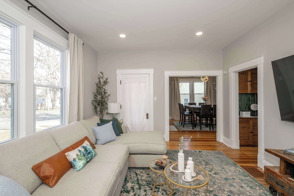 Bridgetown Bungalow West Cincy