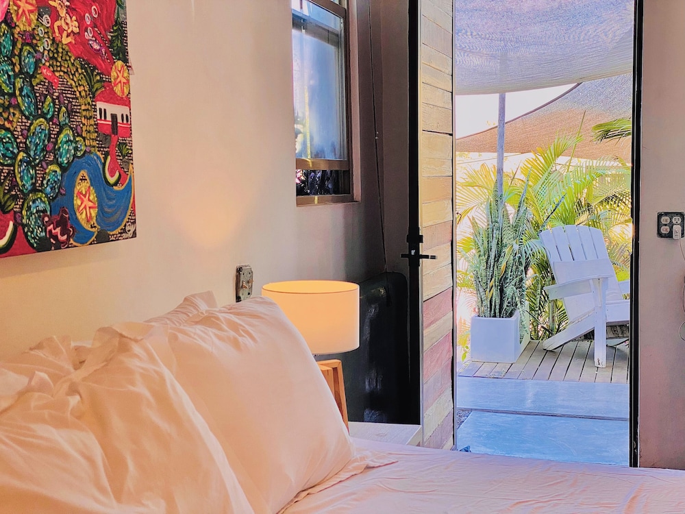 Perro Surfero Hotel Boutique - Todos Santos, BCS