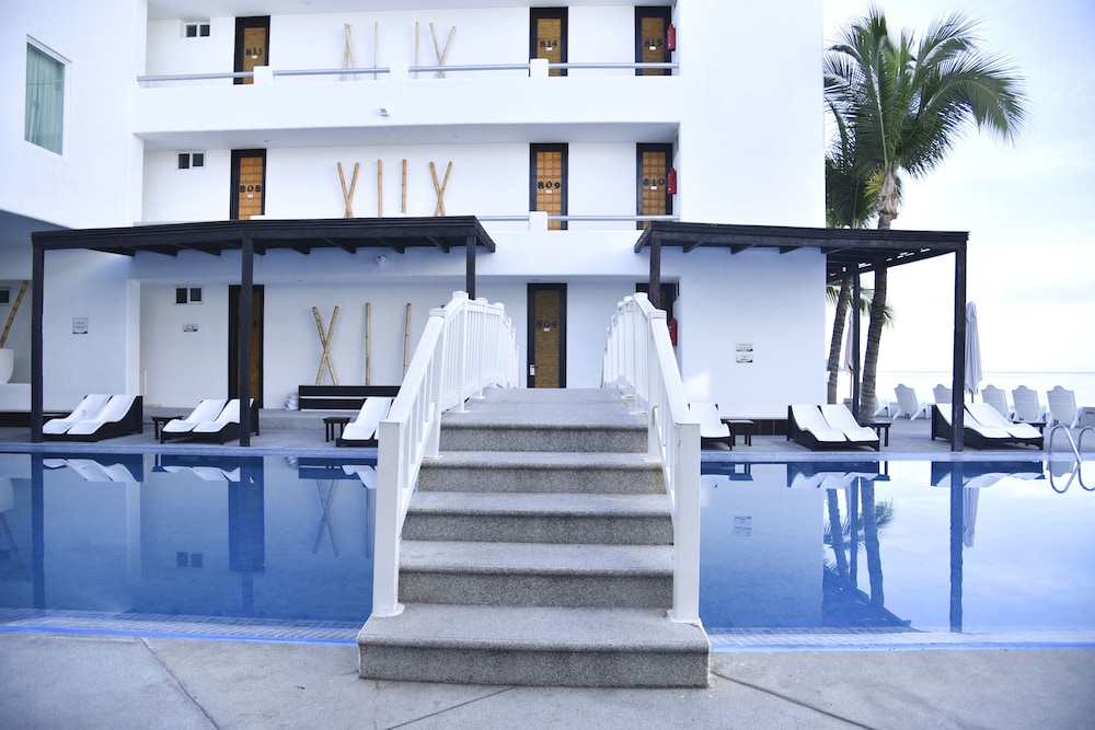 Manzanillo Vacations - Best Western Plus Luna del Mar - Property Image 3