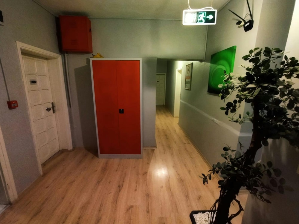 Sultan Hostel & Guesthouse - Image 43