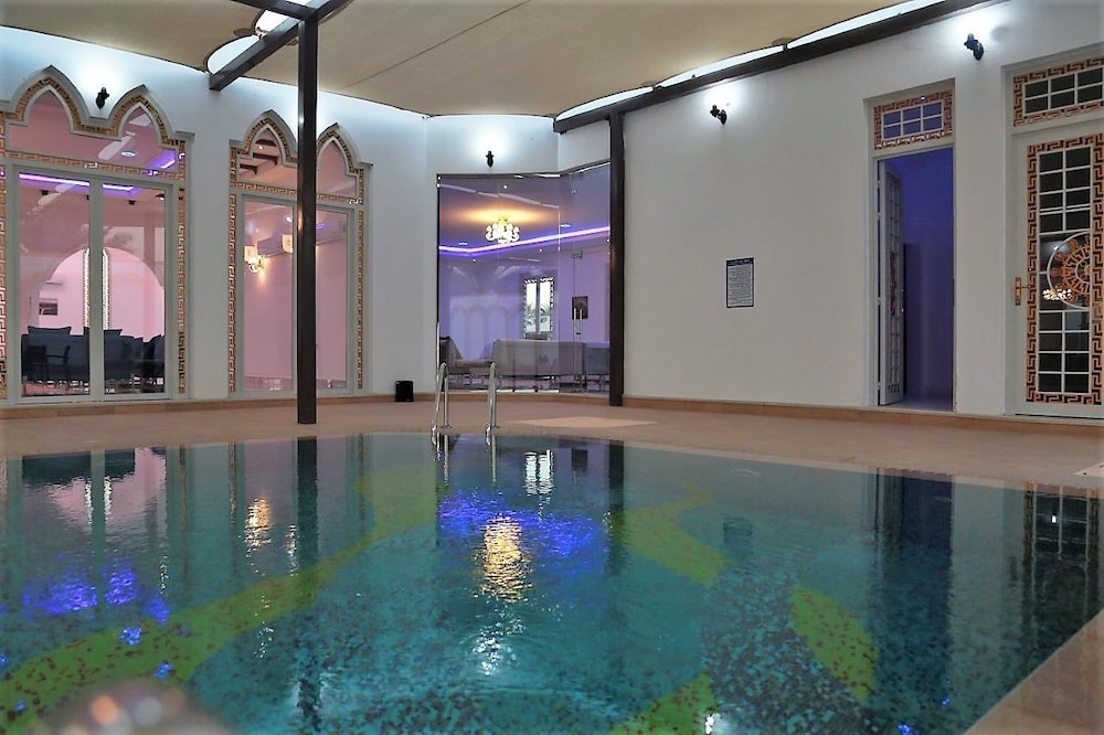 Jawharat Al-Rumais Villas & Spa
