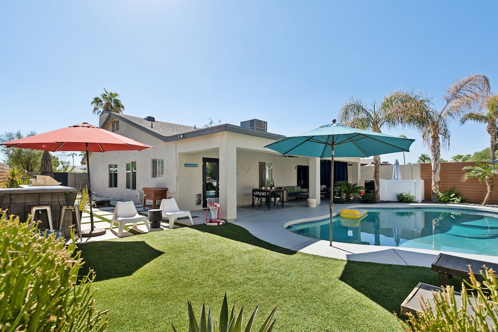 La Privada Stay-heated Pool-in North Scottsdale