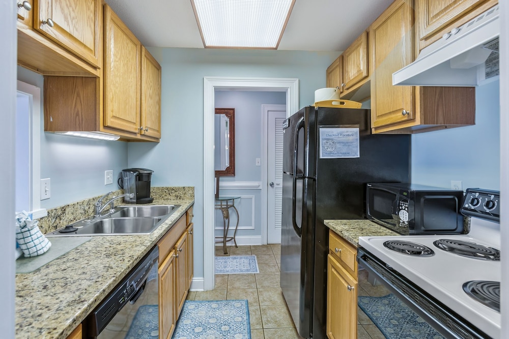 858 Ketch Court at The Sea Pines Resort view 3