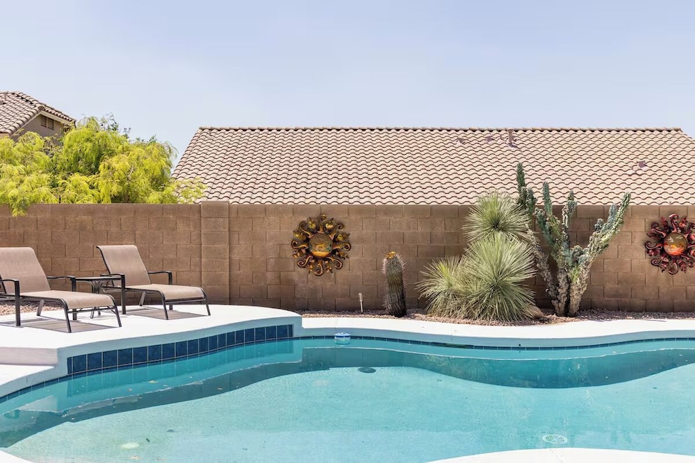 Cave Creek Gem - Heated Pool