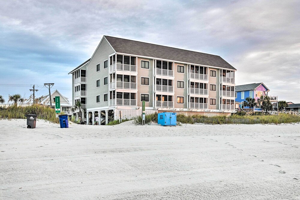 Oceanfront Condo w/ Furnished Deck & Views!