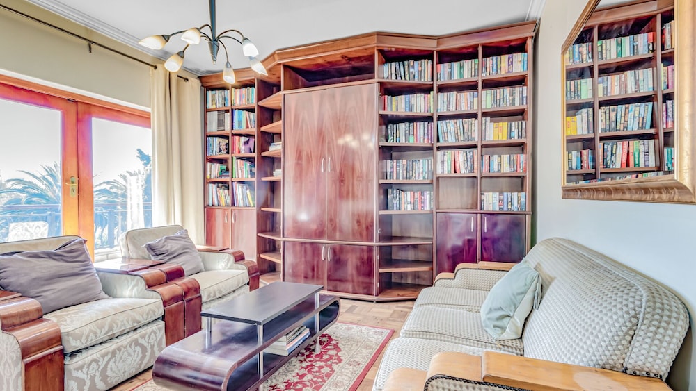 House Sunbeam GuestHouse