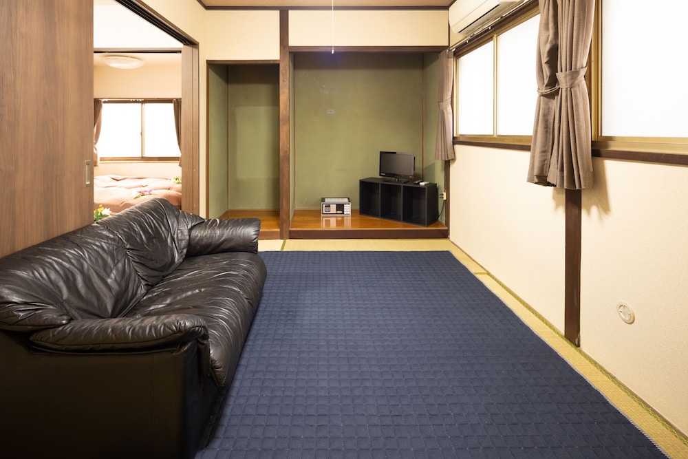 Guest House Shine Bright view 5