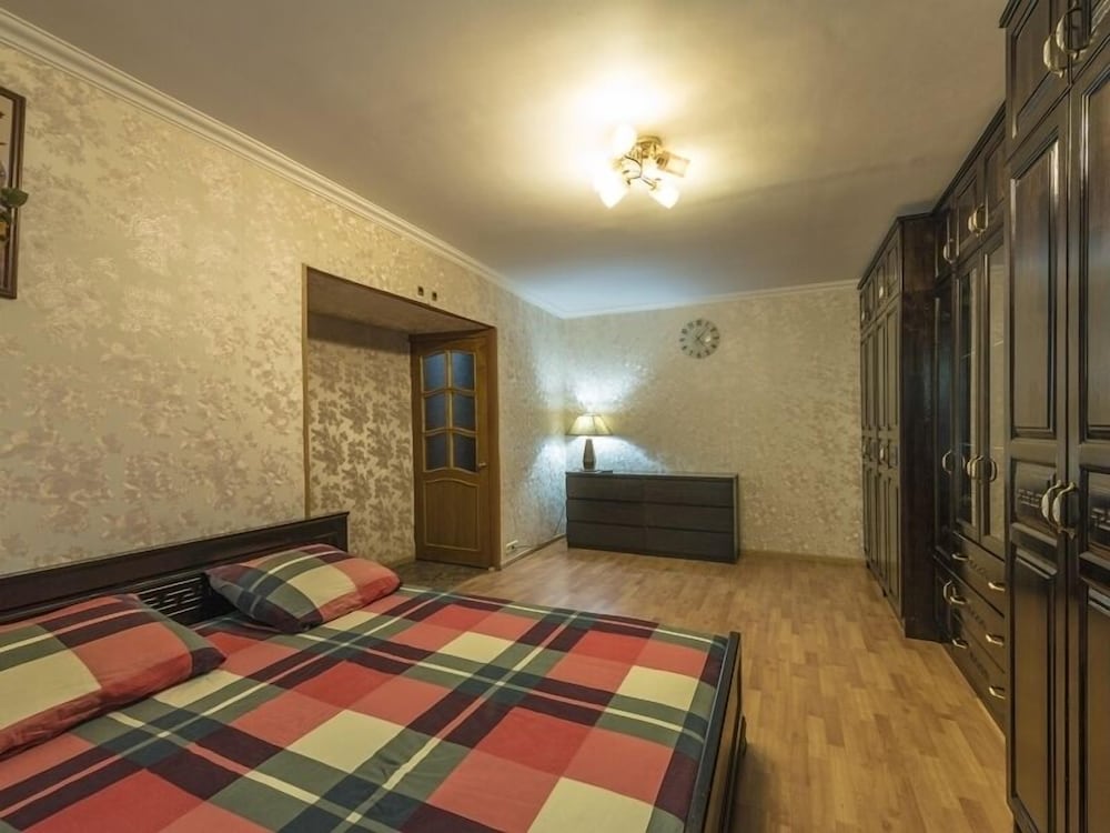 Apartment - Profsoyuznaya 44