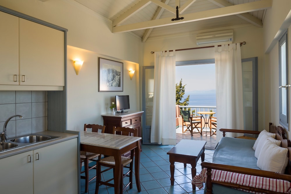 Mira Resort