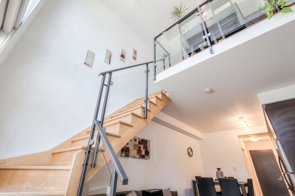 1 Shaw St Loft Suites
