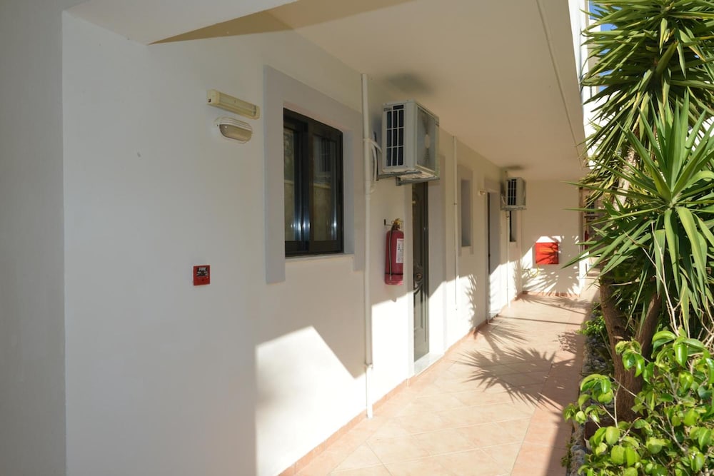 Golden View Studios