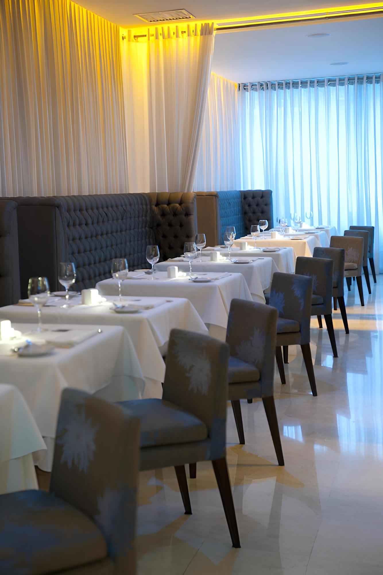 Radisson Hotel San Isidro view 5
