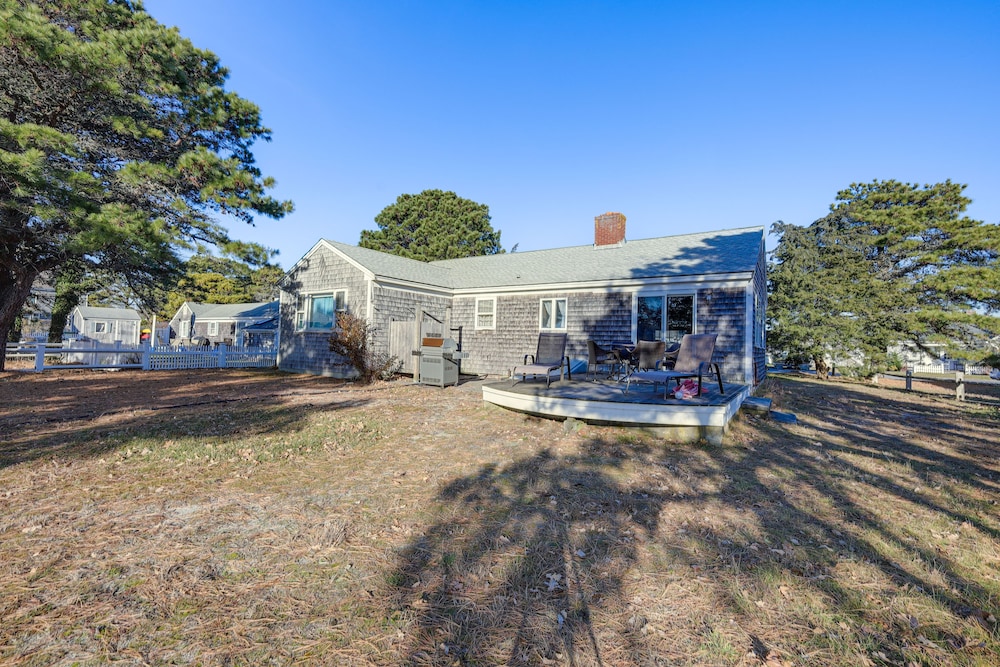 Cape Cod Cottage w/ Private Dock on Bass River