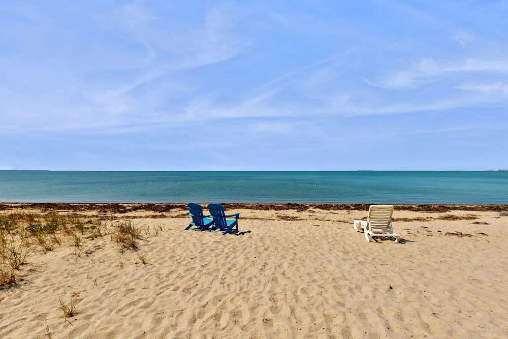Sandbar Inn - Dog Friendly