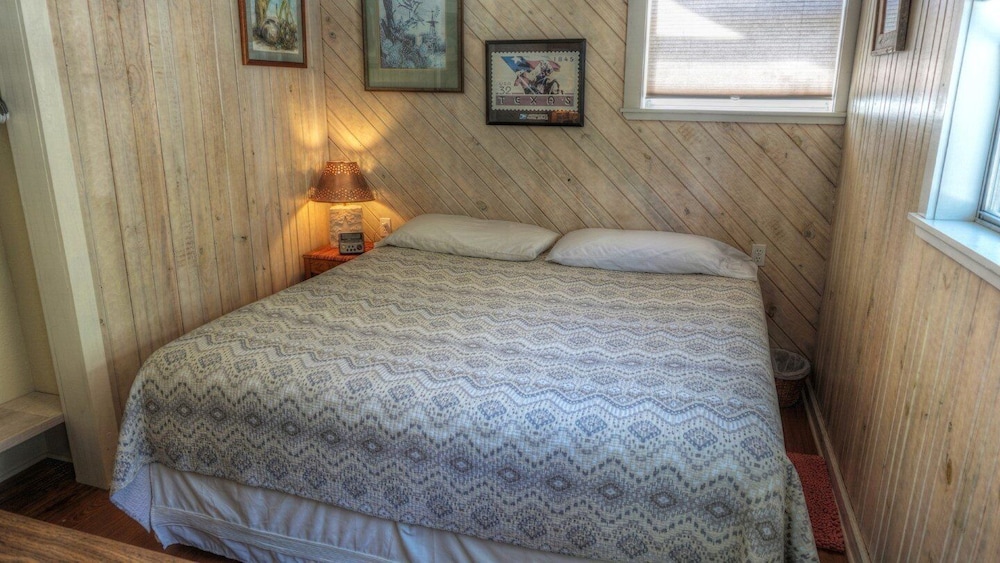 Bluebird Hill And Star Suite 5 Bedroom Home