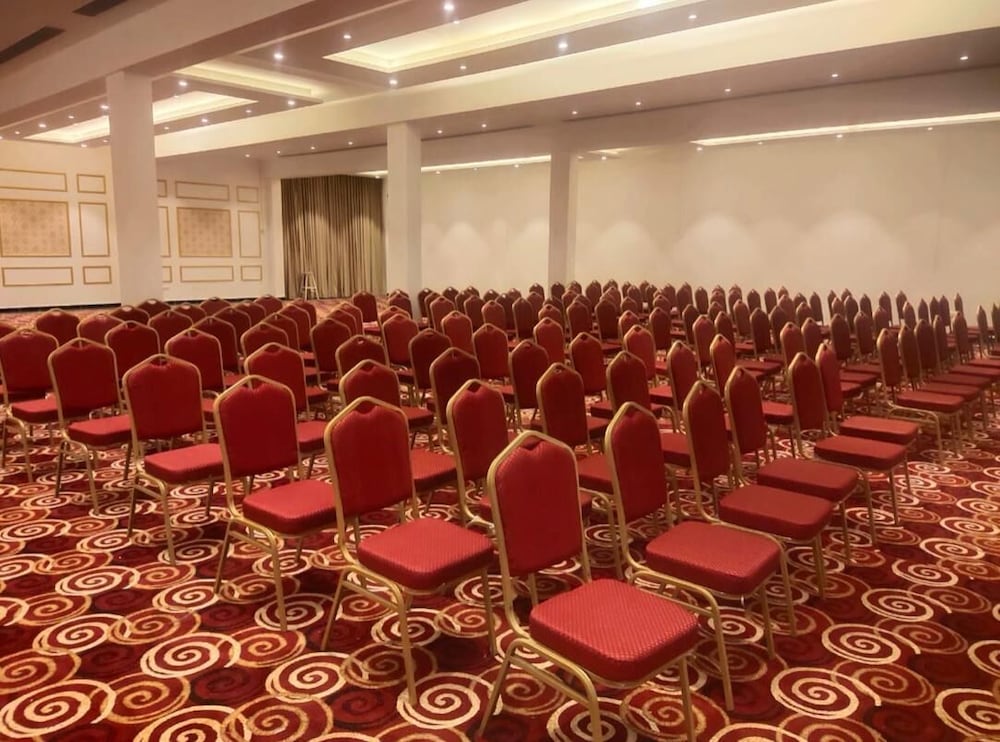 Lazo Avarta Resort and Convention Centre Pondicherry, photo 44