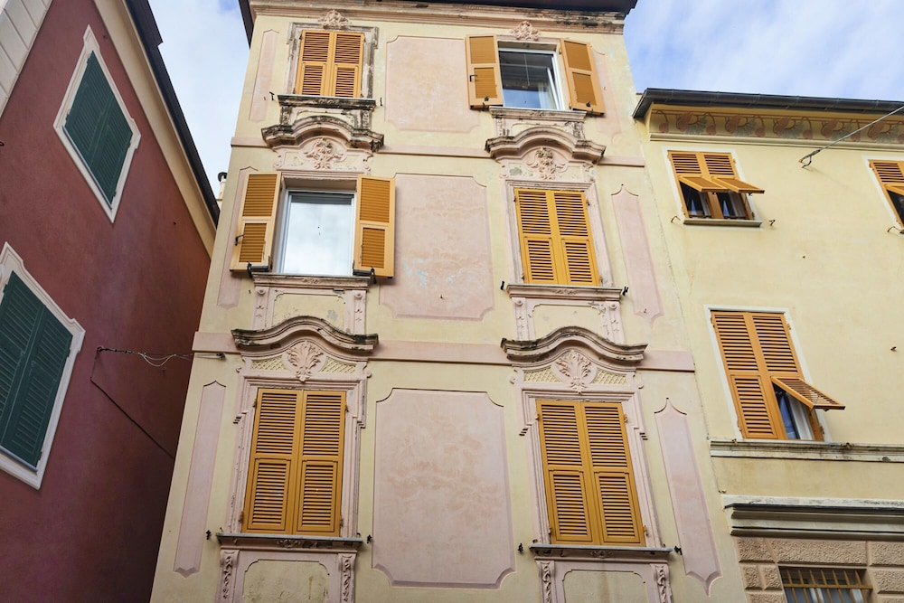 Santa Chiara Apartment by Wonderful Italy view 5