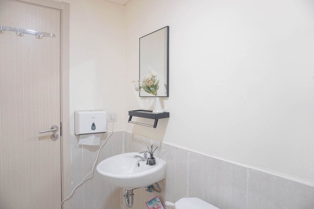 New Furnished 2BR with Office Room at Meikarta Apartment