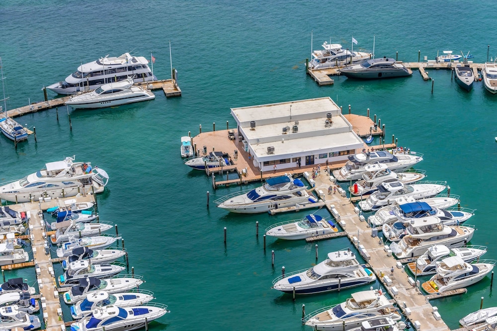 Opal Crush Water View-host Covers Service Fees