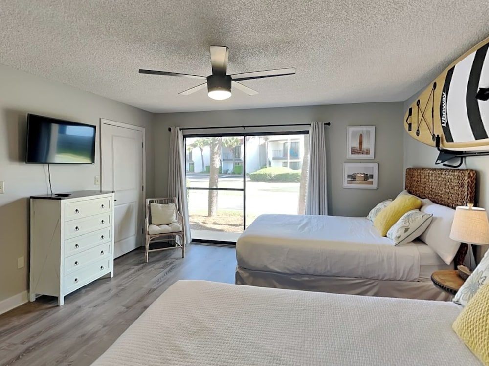 Edgewater Villa #901 by Resort Collection