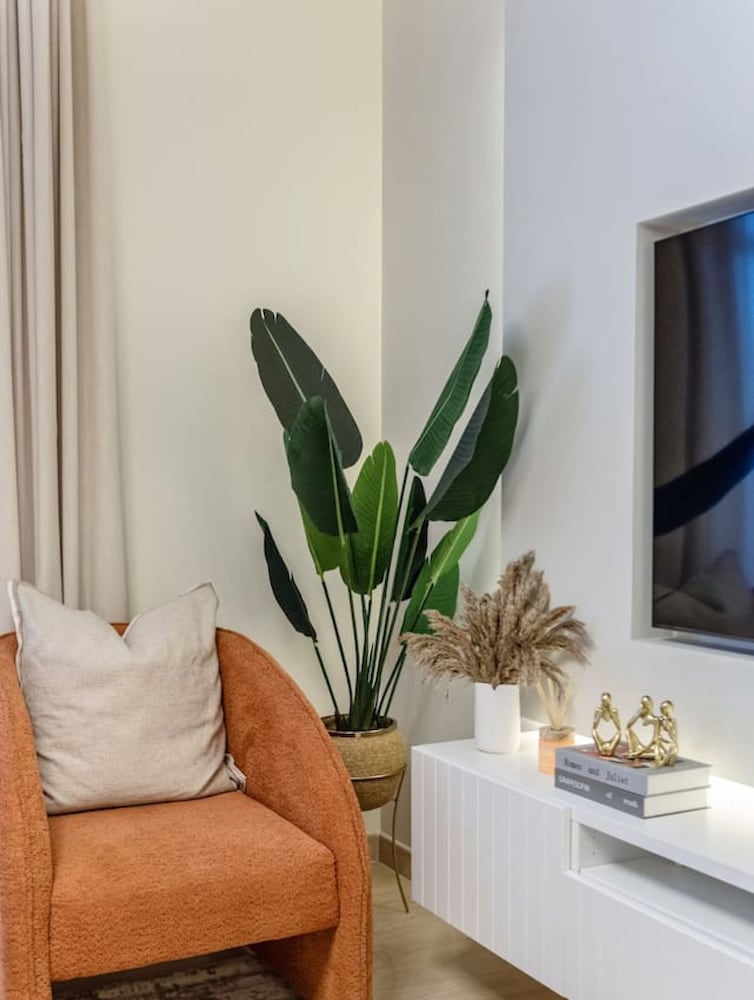 2BR Apt w Dubai Canal Views Near Burj Dubai Mall