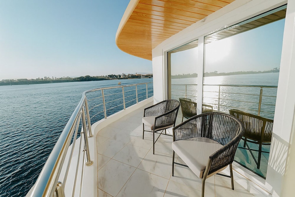 Nile Cruise Magic every Monday from Aswan 3 nights and every Thursday from Luxor 4 nights
