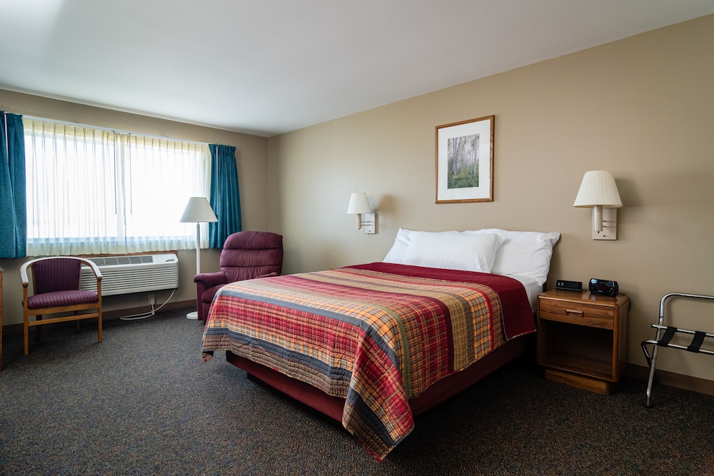 Cedarberry Inn