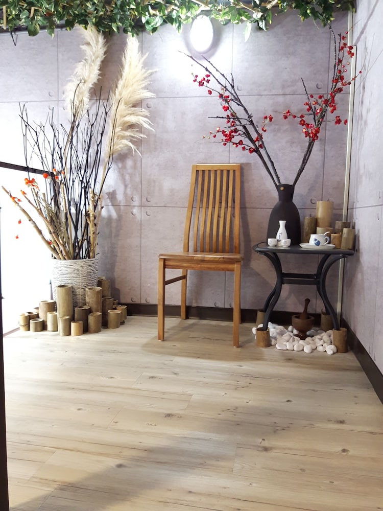 Maple House