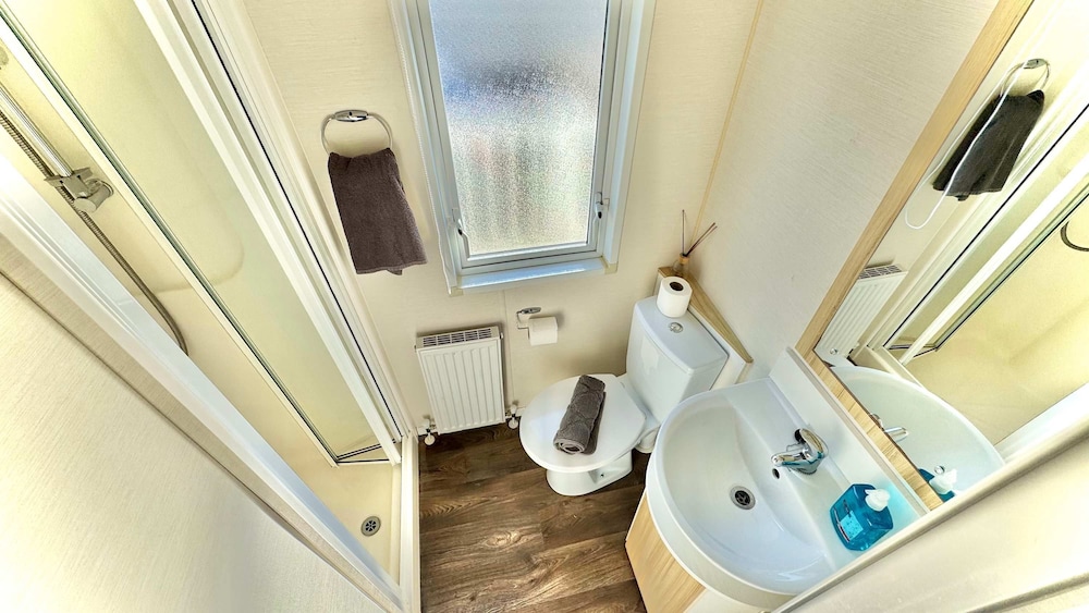 Marton Mere - 3 Bedroom Caravan
