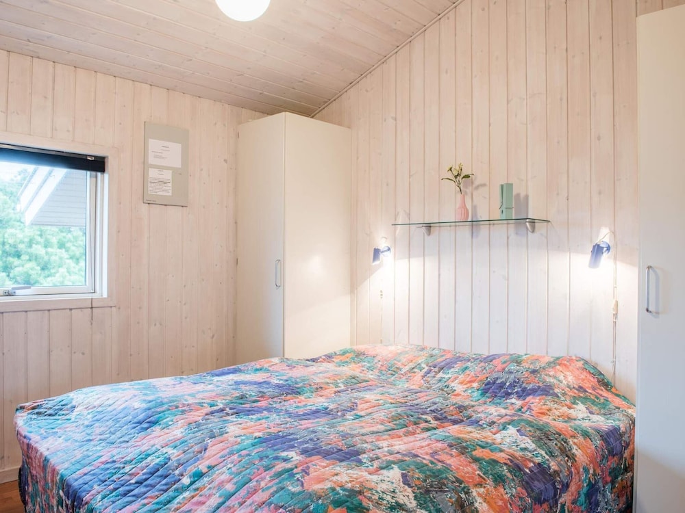 6 Person Holiday Home in Henne view 4