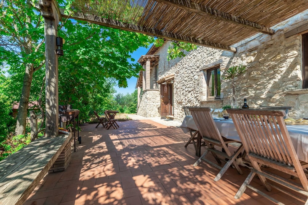 Photo 35