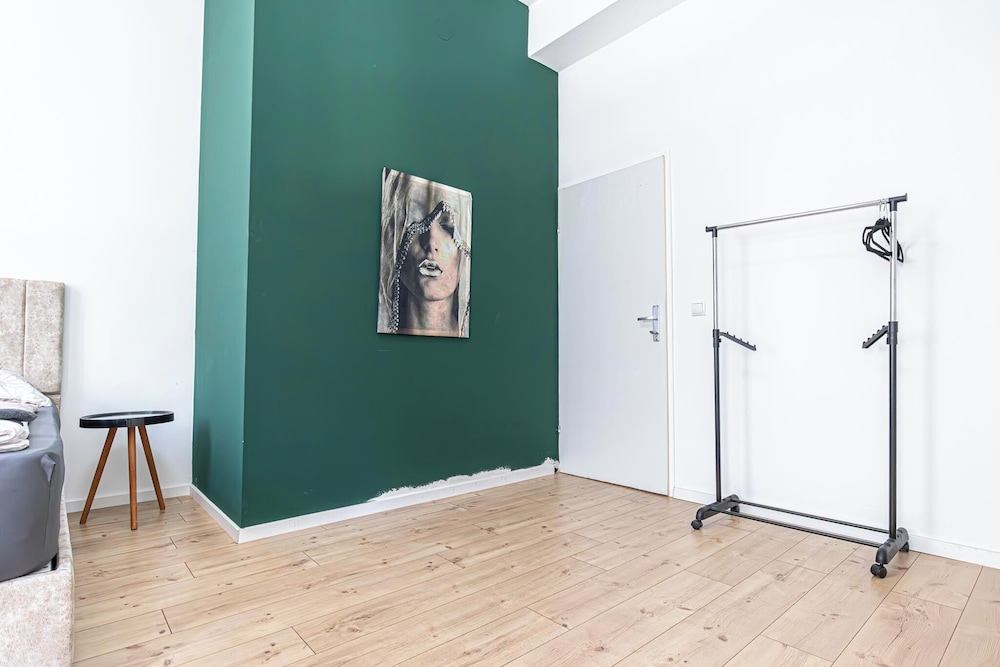8 Studios with Terrace in Margareten