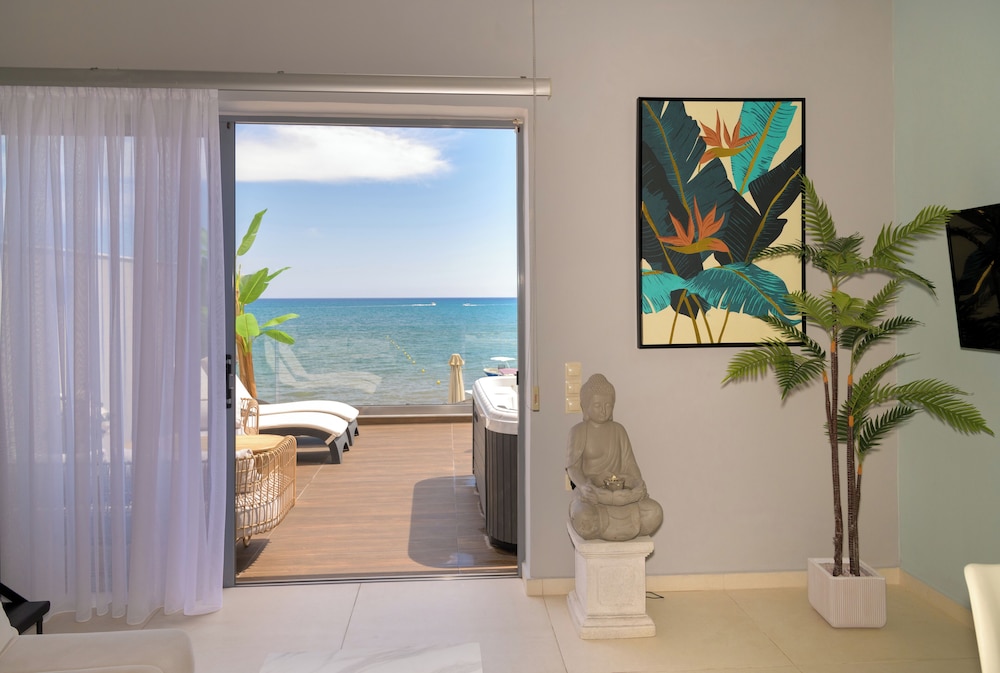 Pearl Luxury Living
